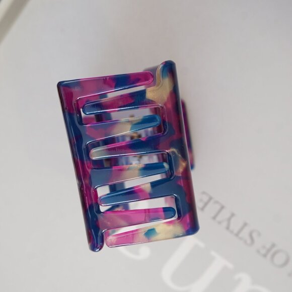 Women hairclaws - Picture 3 of 3